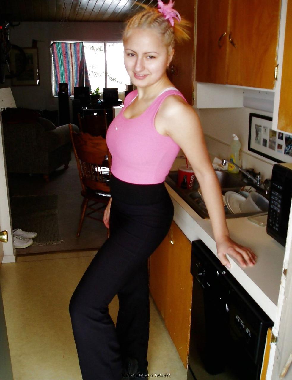 22P Big tits teen