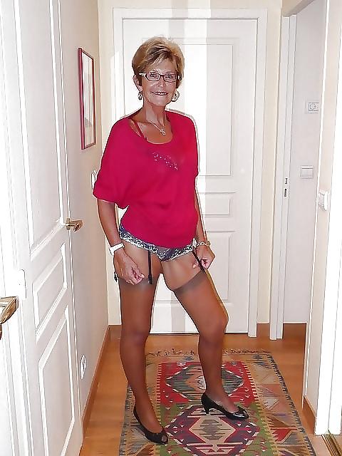 19P Seksy Babcia (GILF) Janina
