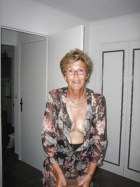 19P Seksy Babcia (GILF) Janina