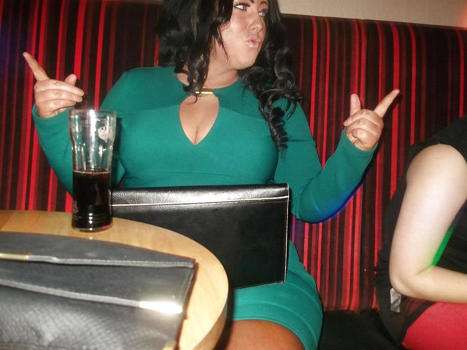 15P Would you empty your balls in chav Chubby Laura?