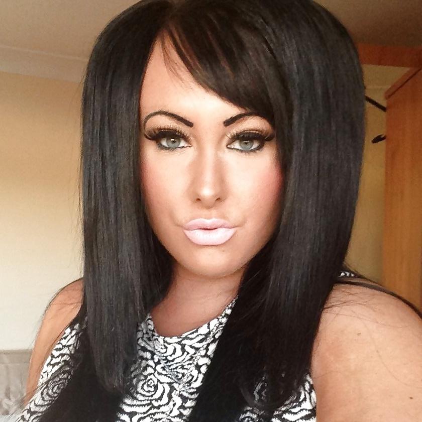 15P Would you empty your balls in chav Chubby Laura?