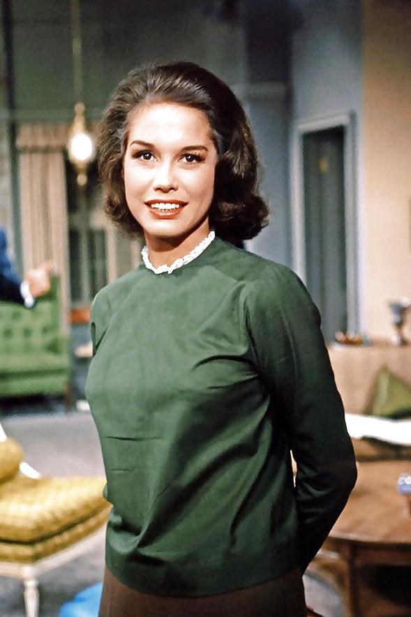 20P Mary Tyler Moore Part 2: Real & Fake