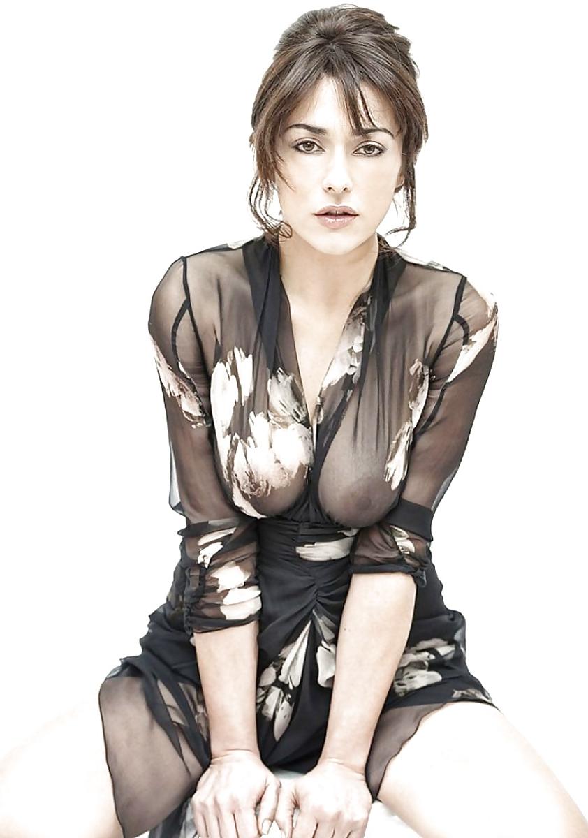 17P Valentina Lodovini 
