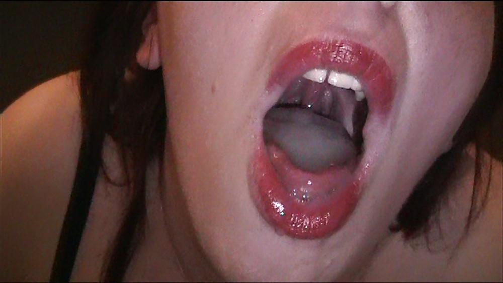 25P Cum filled mouth