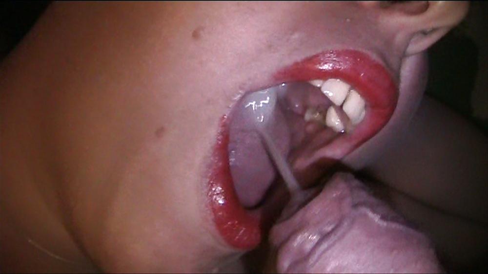 25P Cum filled mouth