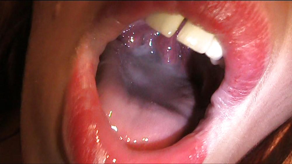 25P Cum filled mouth