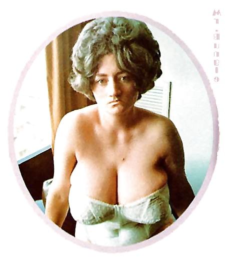 25P Vintage Collection #23 Busty Russell Aka Rusty Russell