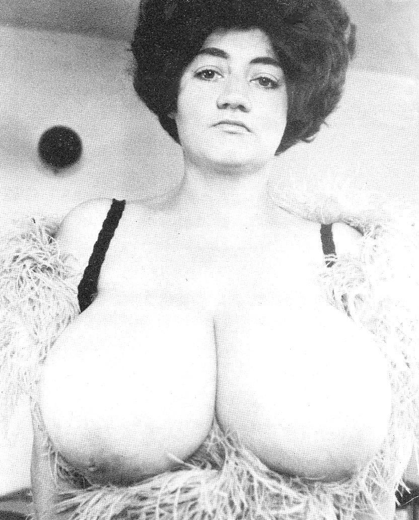 25P Vintage Collection #23 Busty Russell Aka Rusty Russell