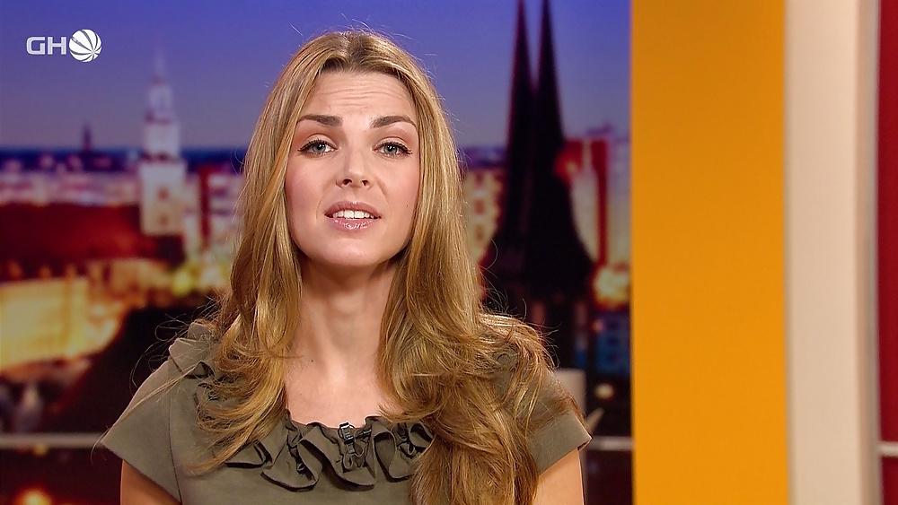 25P Celebs making a grimace - Annika Kipp