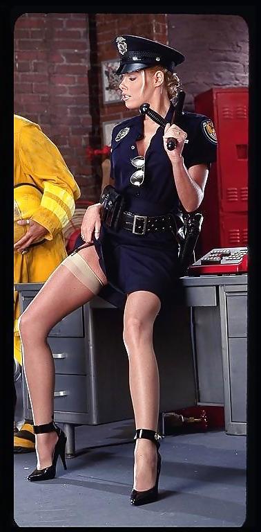 14P Police Officer Nicole