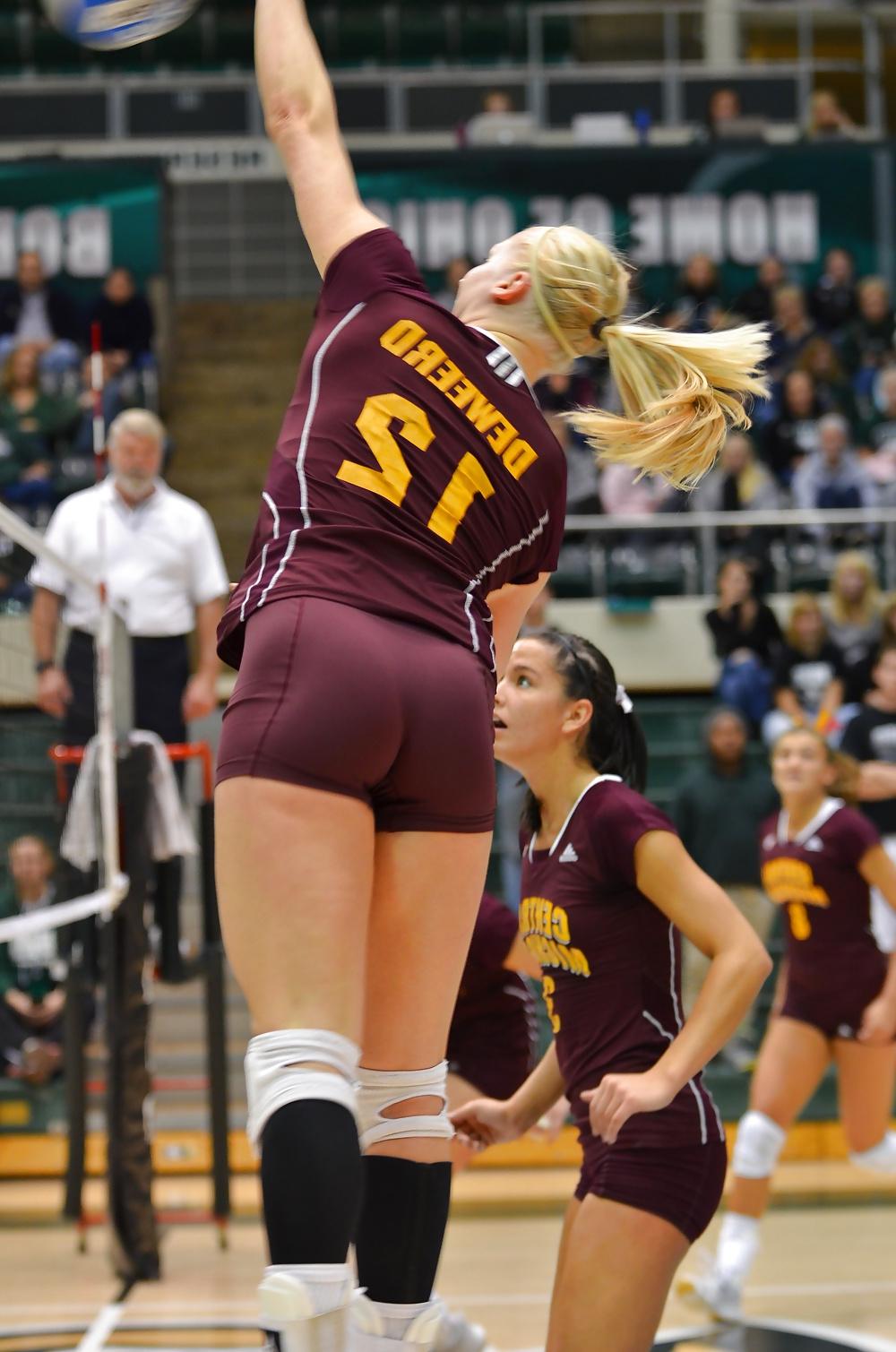 12P Cmu college volleyball 