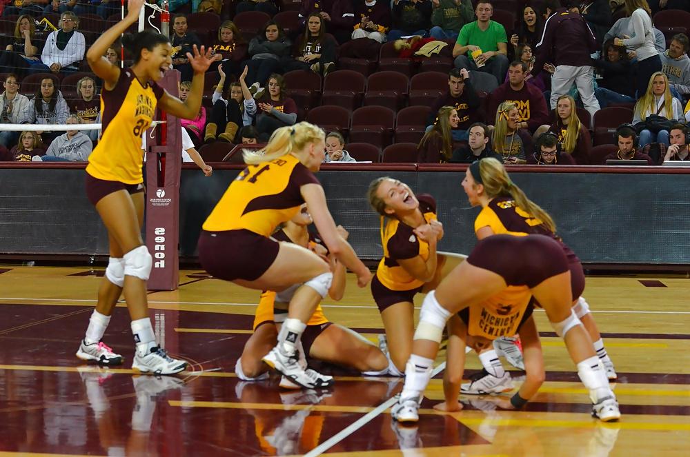 12P Cmu college volleyball 