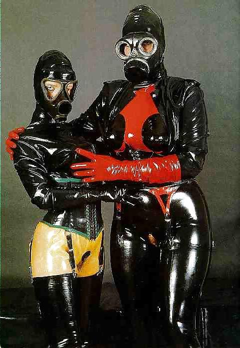 25P Vintage Latex 1