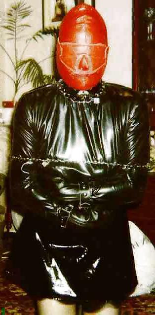 25P Vintage Latex 1