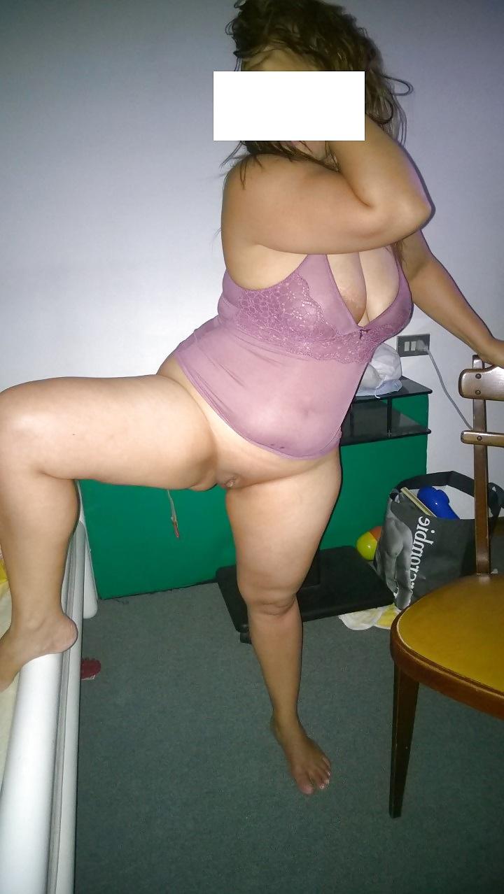 7P Thick ass milf latina