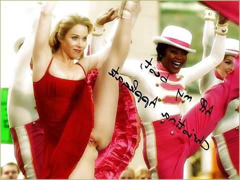 19P Christina Applegate 11