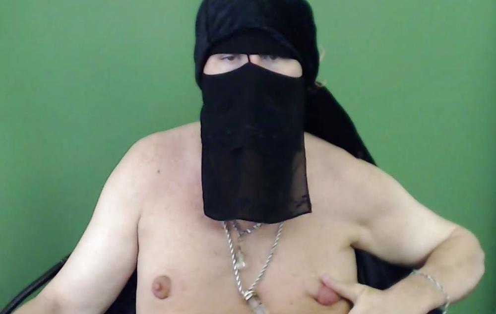 11P Small Arab Tits Big Nipples