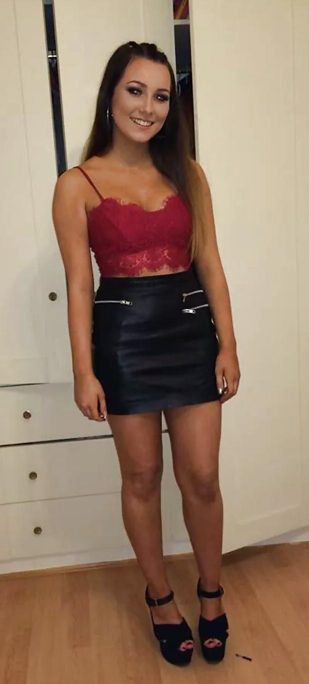 6P Young Irish stunners