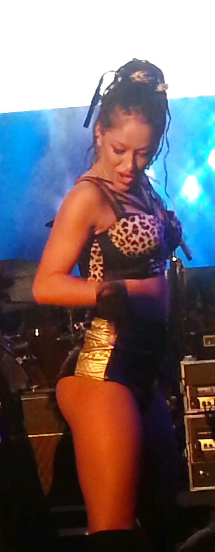 25P Spy sexy dancer romanian