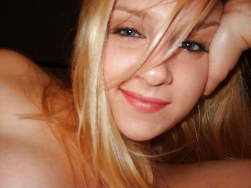 20P Blonde posing