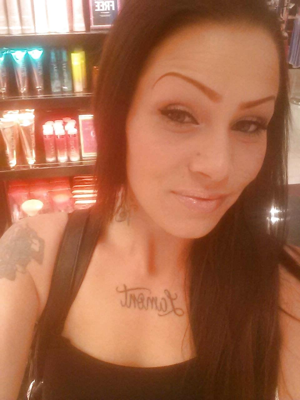 9P Ghetto girl