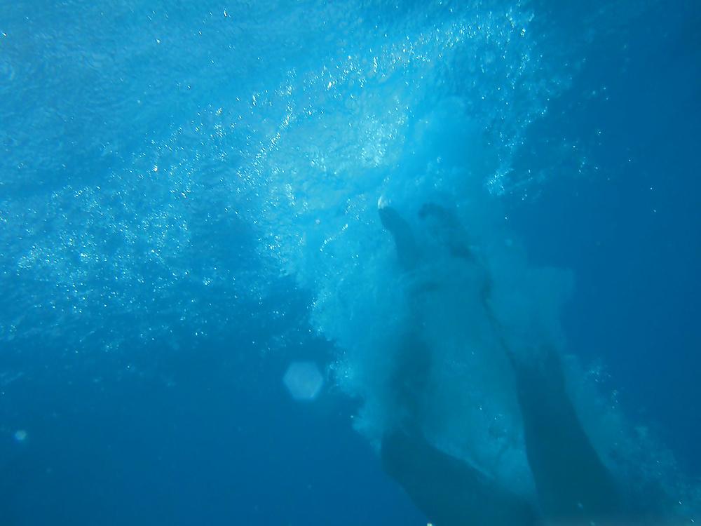 12P Mermaid dives in swimming pool