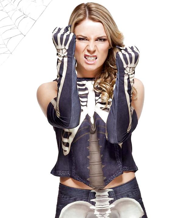 25P Renee Young