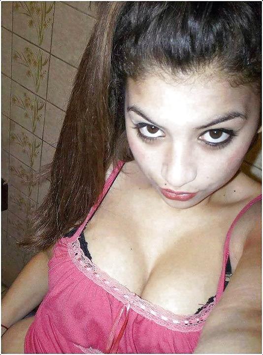 25P Exotic Indian sexy girls