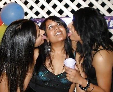 25P Exotic Indian sexy girls