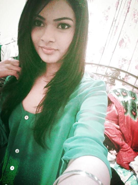 25P Exotic Indian sexy girls