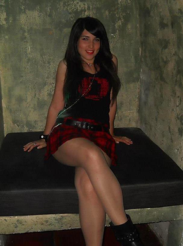 25P Italian hot girls