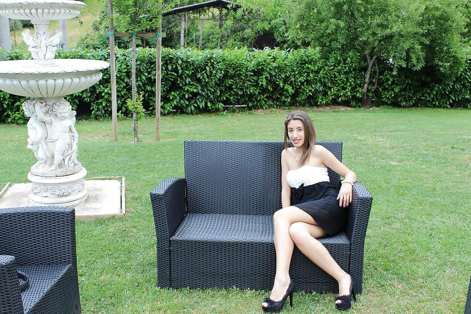 25P Italian hot girls