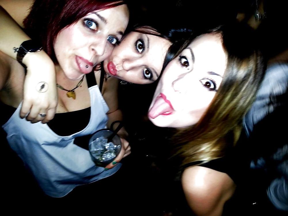 25P Italian hot girls
