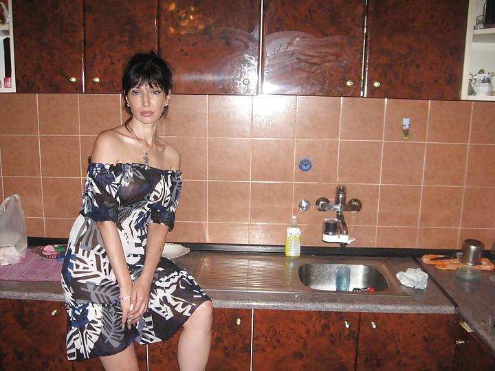 25P Serbian Milf