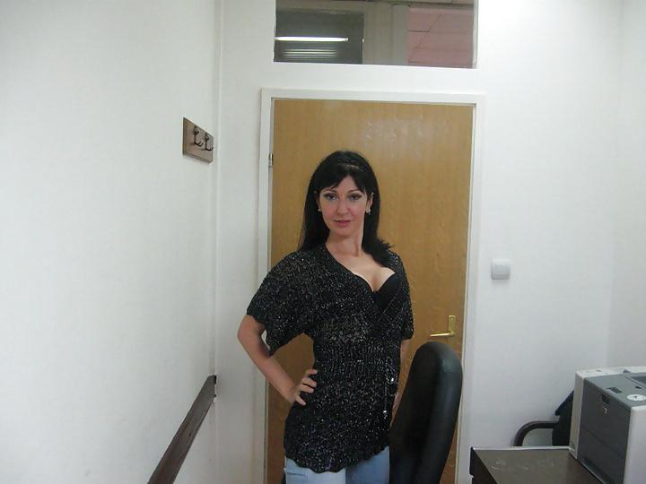 25P Serbian Milf