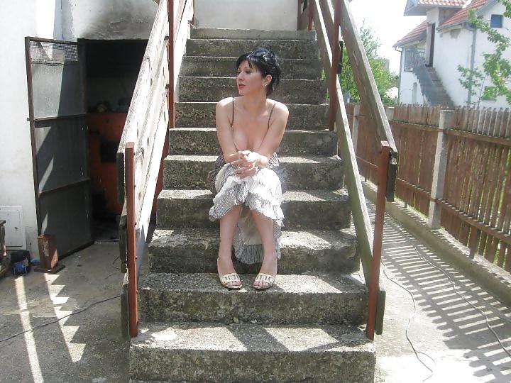25P Serbian Milf