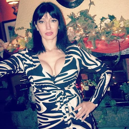 25P Serbian Milf