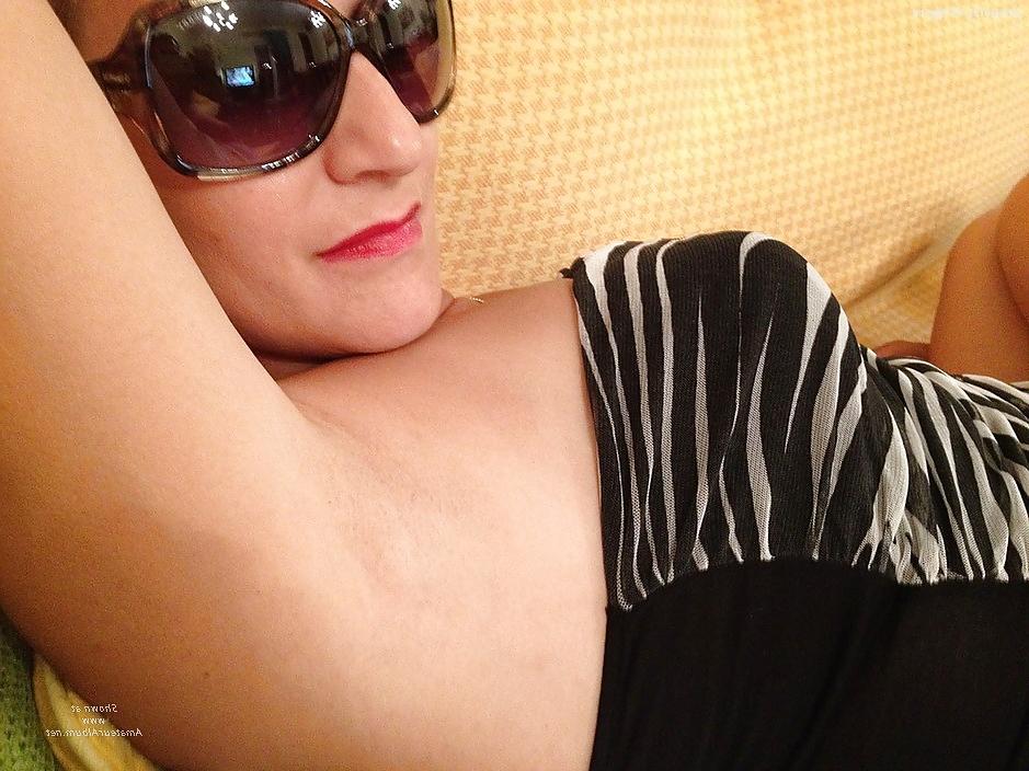 25P Wife Sunglasses