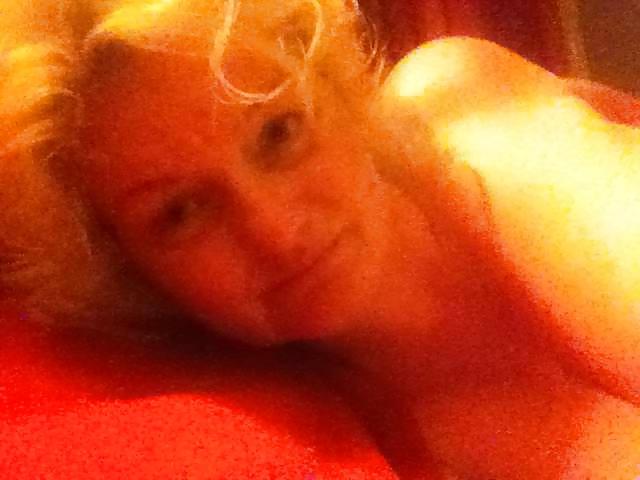 25P Polish Mature Slut in Rotterdam