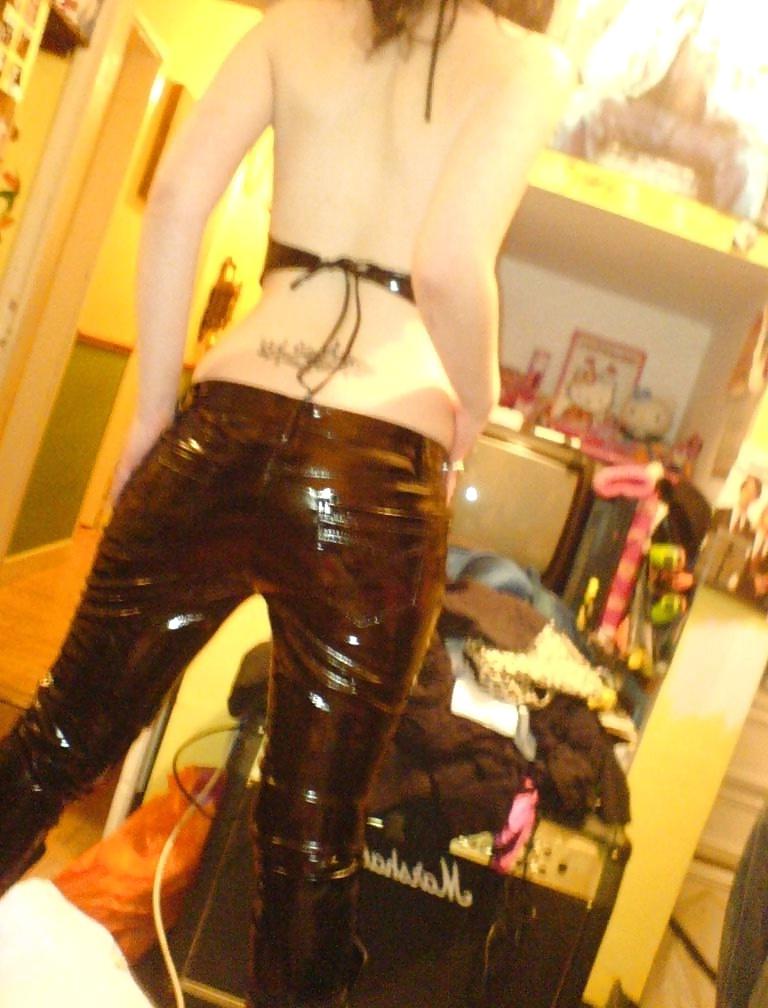 10P Irish goth girl from Cork