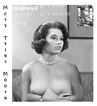 25P I wish I could have fucked her back then---Mary Tyler Moore