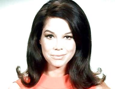 25P I wish I could have fucked her back then---Mary Tyler Moore