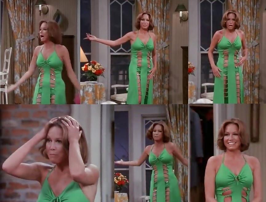 25P I wish I could have fucked her back then---Mary Tyler Moore