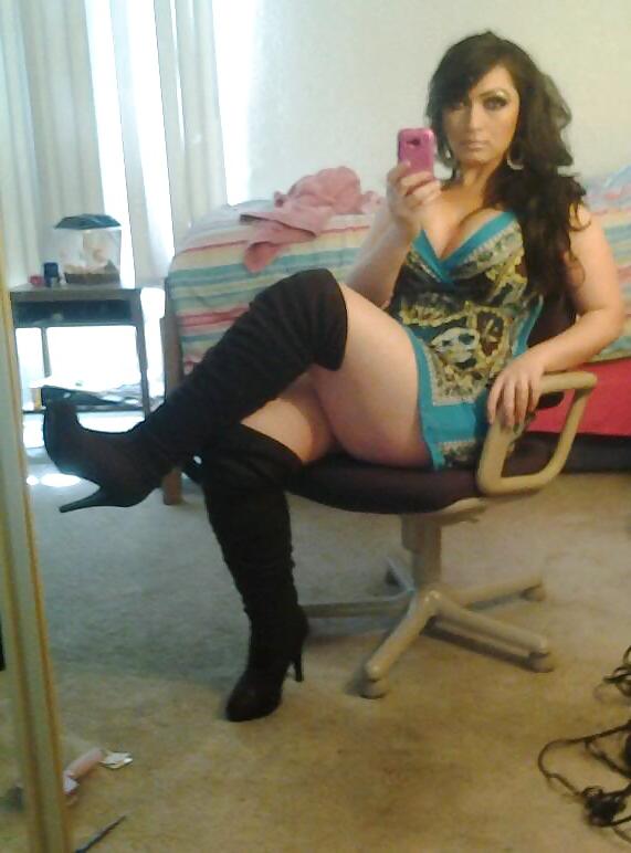 25P Hot teacher(second grade teacher)