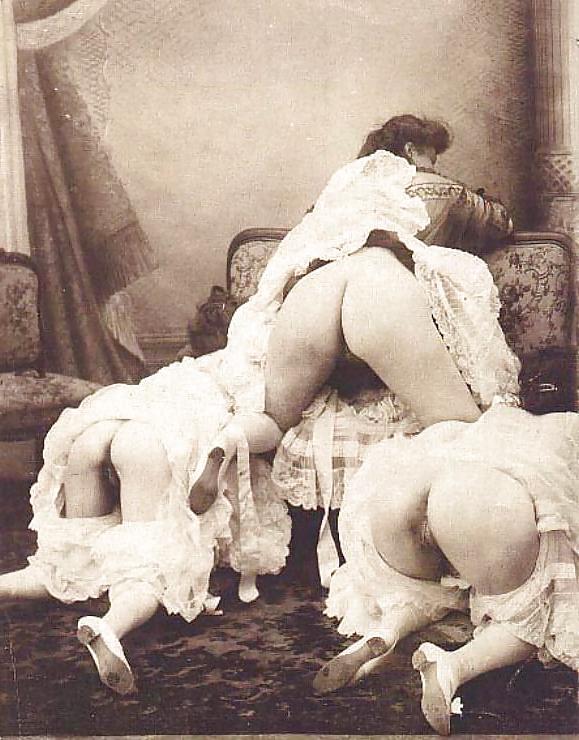 25P RETRO VINTAGE PORN PICTURES 