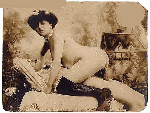 25P RETRO VINTAGE PORN PICTURES 