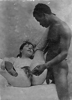 25P RETRO VINTAGE PORN PICTURES 
