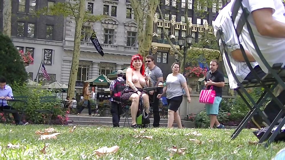 17P Exhibitionist Wife Morgan La Rue!