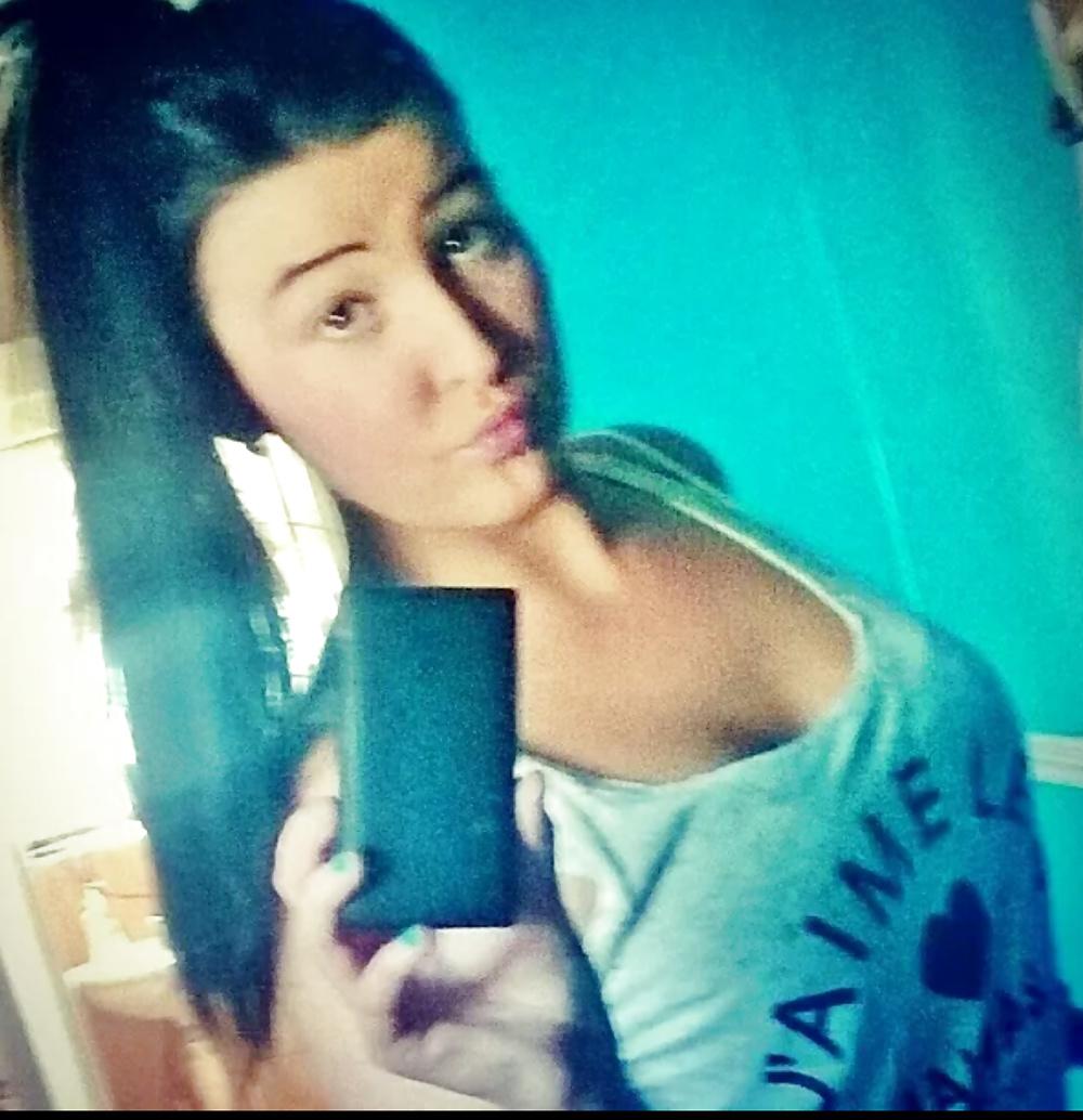 15P Who'd fuck Irish Slut Leanne
