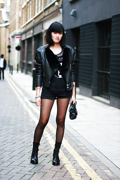 25P European street prostitutes